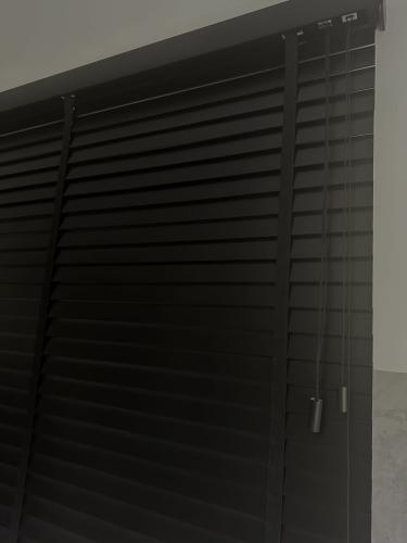 żaluzja drewniana czena na wymiar for home.net 9.jpg